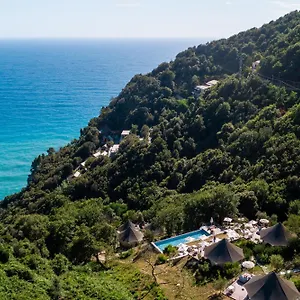 **** Hotel Sesta Terra Natural Italien